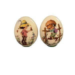 Two Vintage Womack's Collectibles Oval Egg With Hippy Boy And Girl In The Field